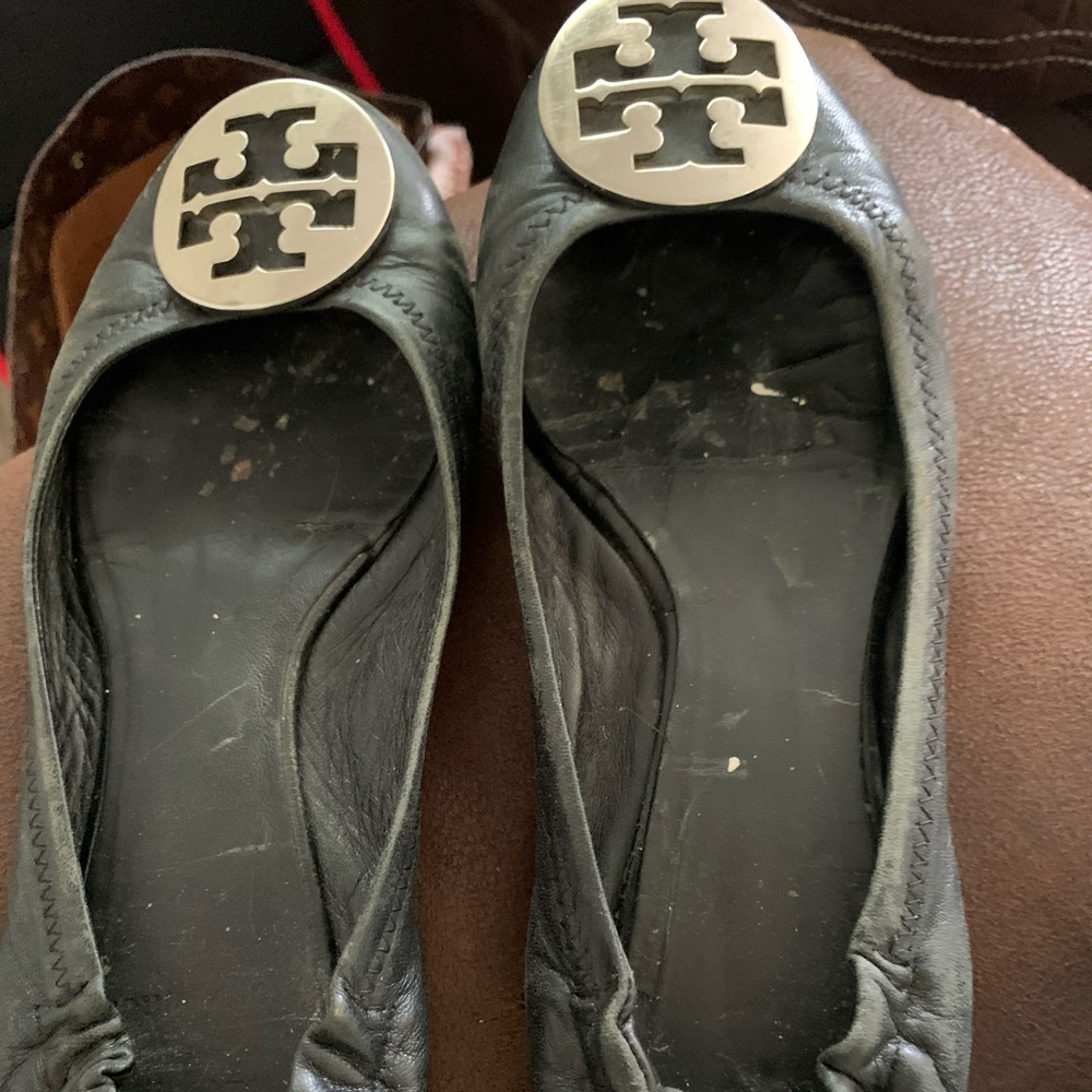 Tory Burch Black Leather Flats For Sale.